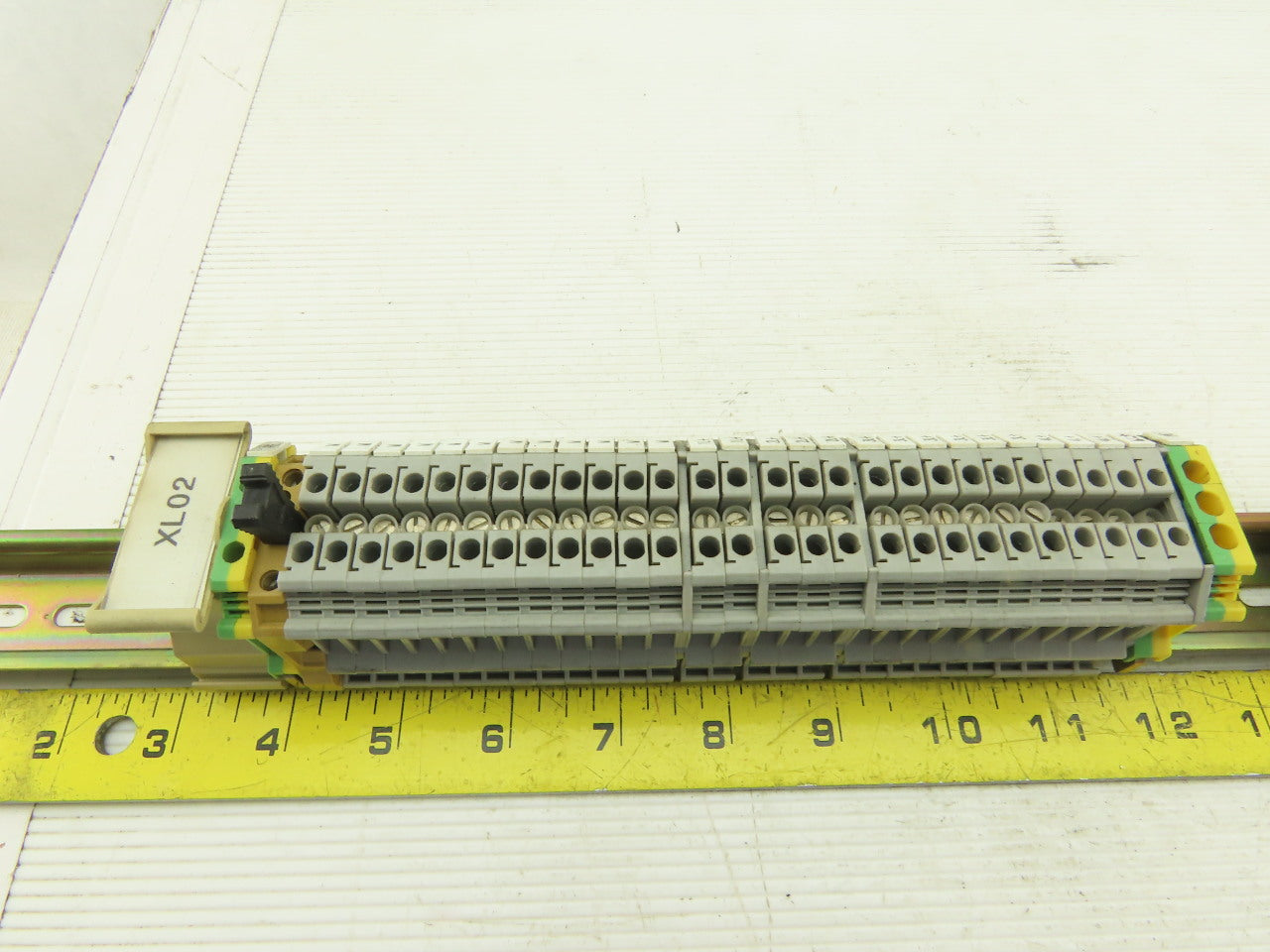 Typ UK4 750V 25A 28-12AWG Wire Terminal Blocks Lot Of 46