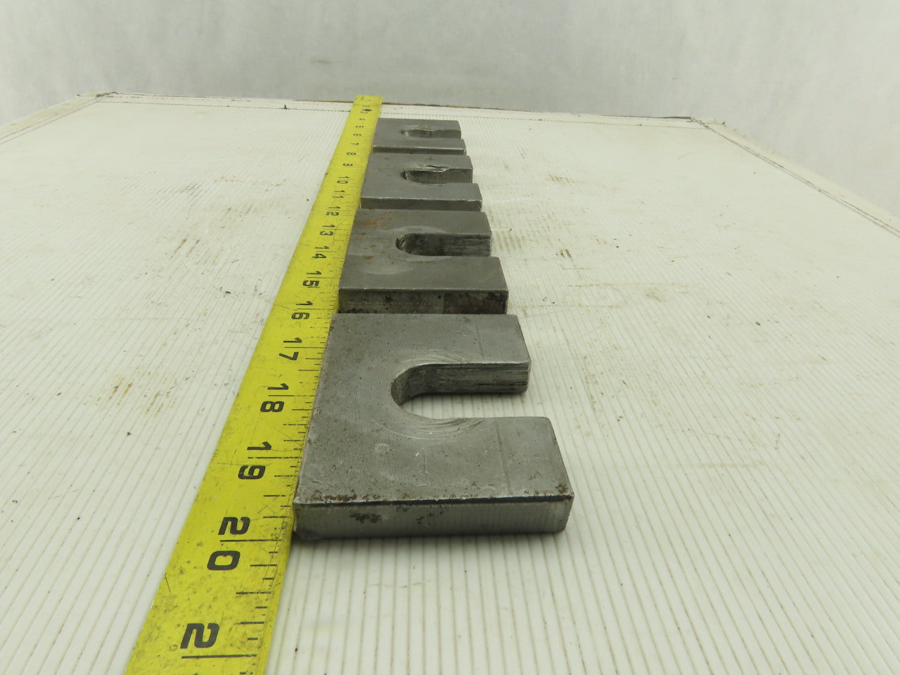 3-1/4" x 2-1/2" Slotted Steel Floor Machine Table Shim 1/2" Thick Lot Of 4