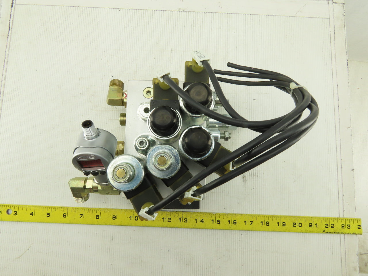 Hydac 5 Solenoid Operated Hydraulic Regulated Manifold Check Assembly 24VDC