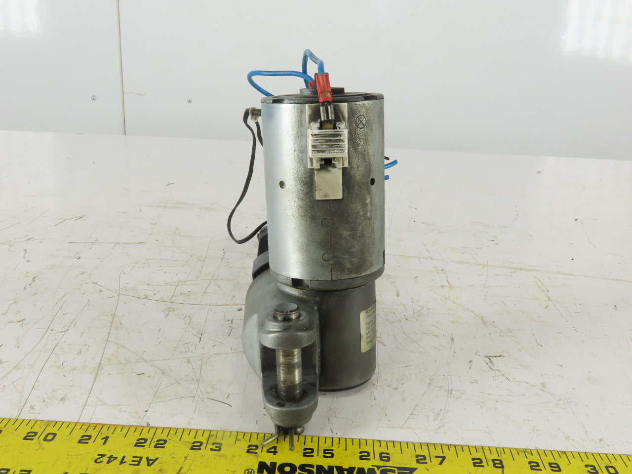 SKF CATR33X100X1A1G1F/C24CNU Linear Actuator 24VDC 100mm Stroke