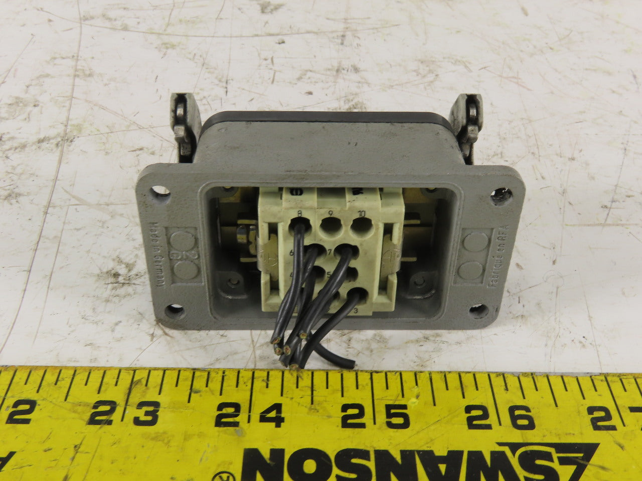 Harting 10 Pin Female Panel Mount Housing Lever Lock