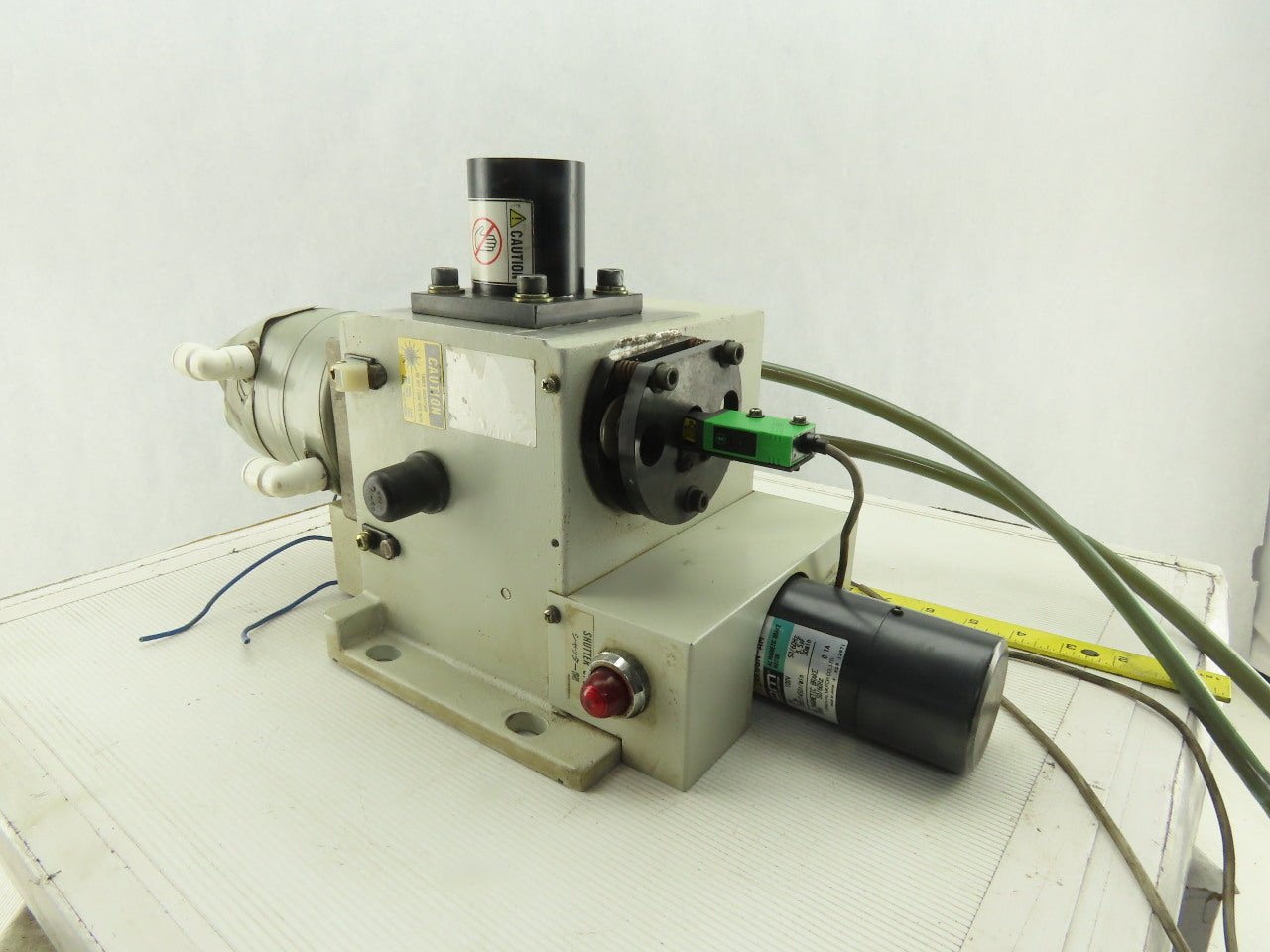 Panasonic YB-L200A8Y3E 210V 23kVa 06kW Peak 670nm Wavelength Laser Shutter