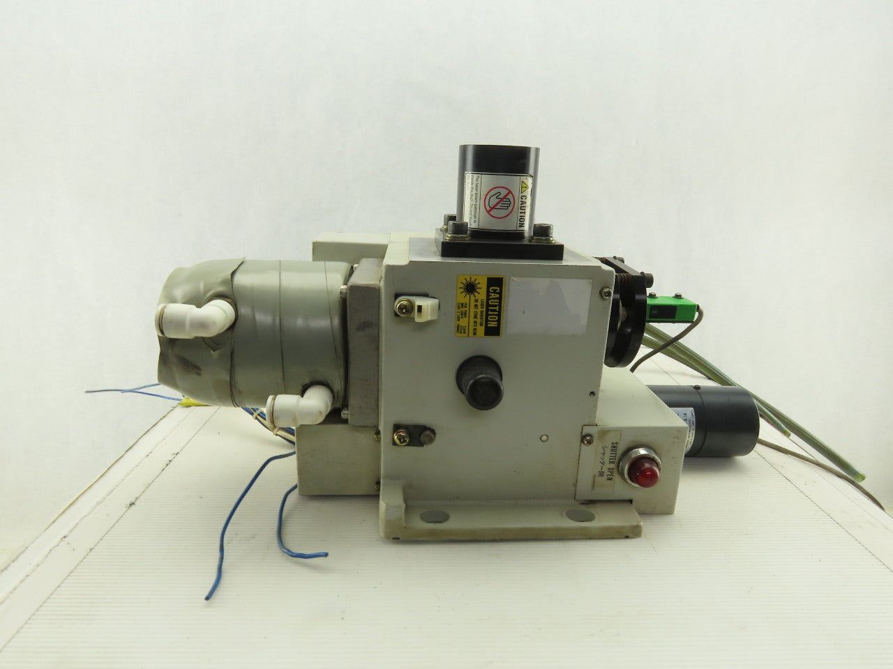 Panasonic YB-L200A8Y3E 210V 23kVa 06kW Peak 670nm Wavelength Laser Shutter