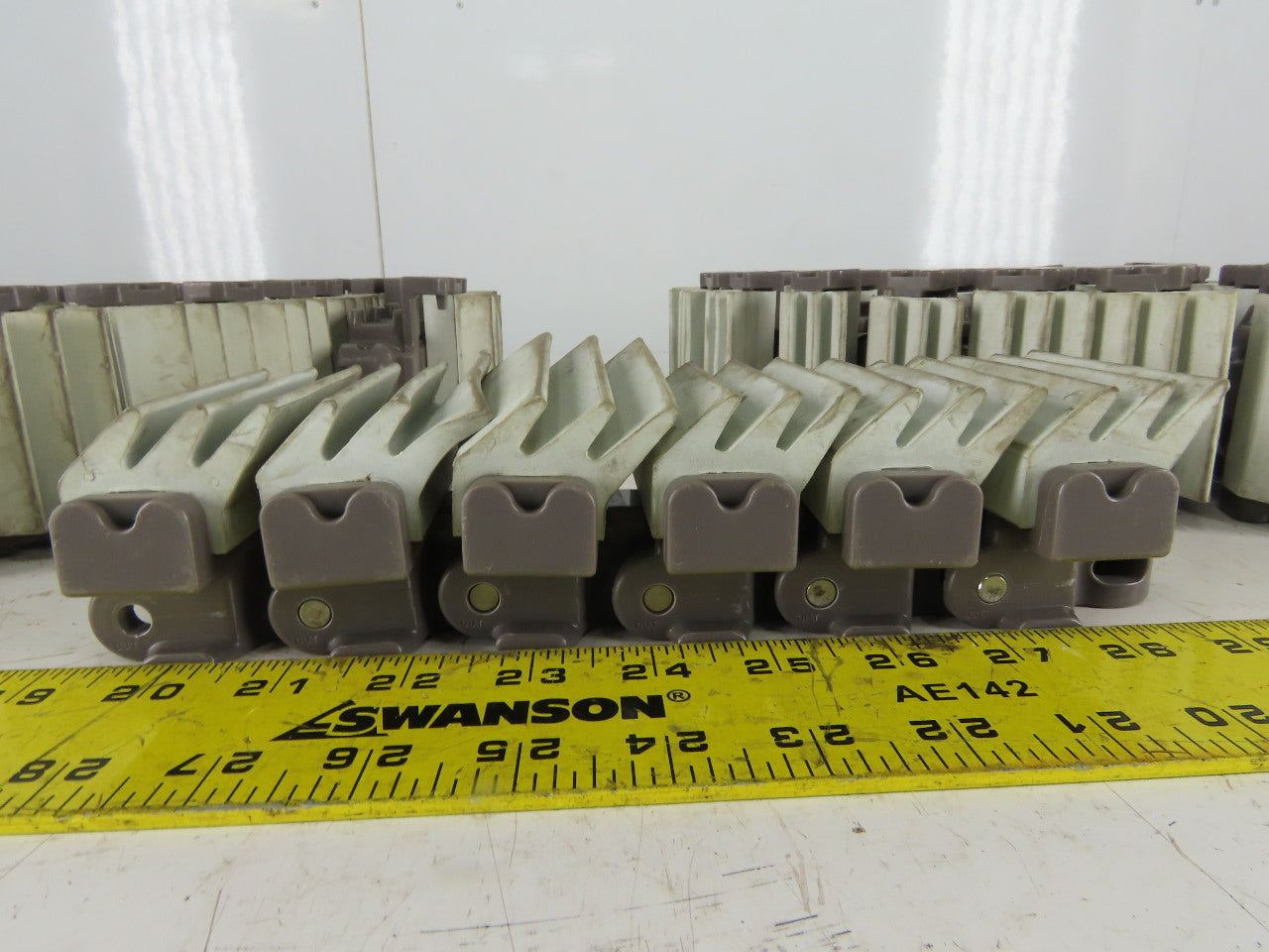 2-1/2" Wide Rubber Top Gripper Conveyor Chain 3 pieces Totaling 15' Lot of 3