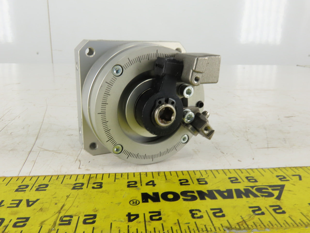 Festo DSM-16-270-P-CR 163001 Semi Rotary Actuator 0-270° Turn 145 PSI