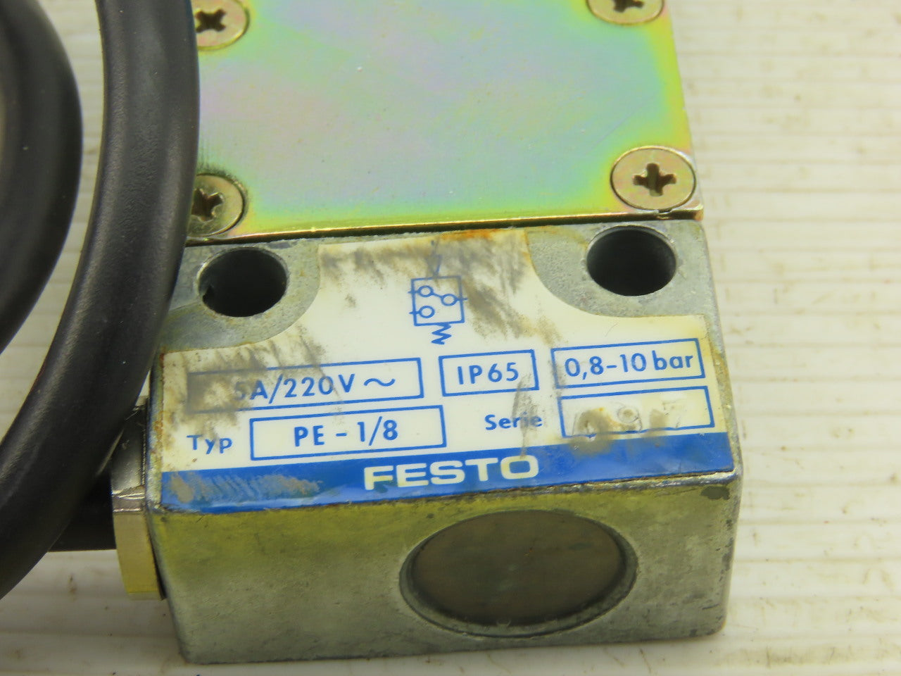 Festo PE-1/8 220V 5A PE Converter Pressure Transducer