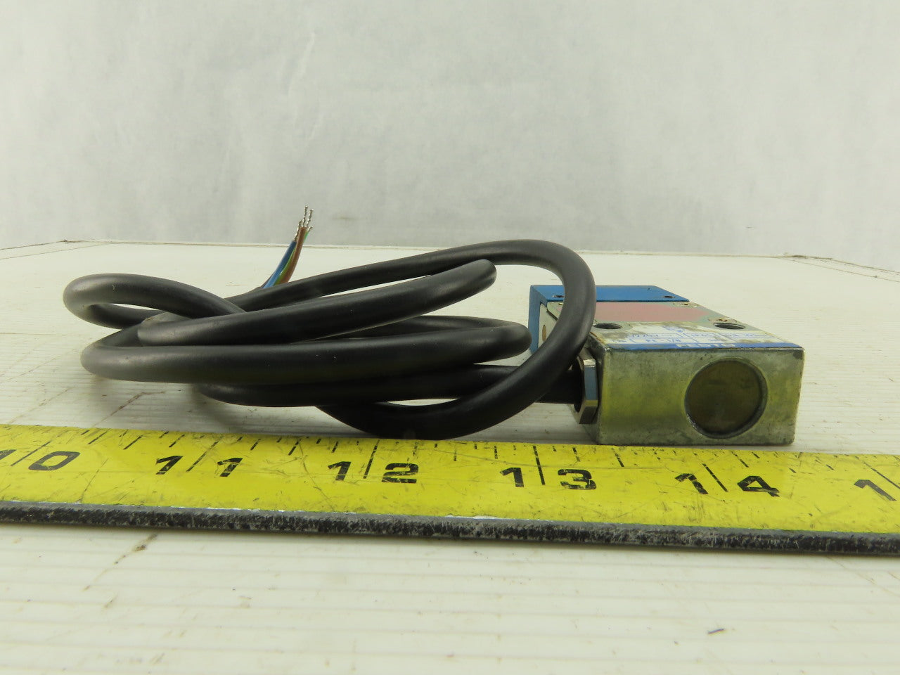 Festo PE-1/8 220V 5A PE Converter Pressure Transducer