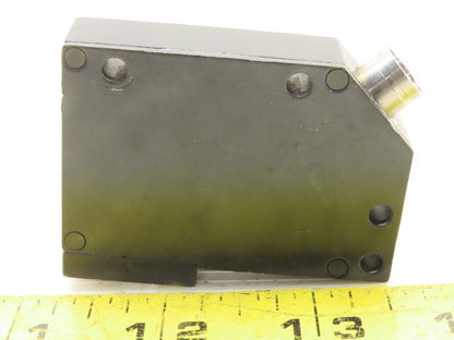 Baumer FSDM 15D9001/S13 10-30VDC Photoelectric Emitter