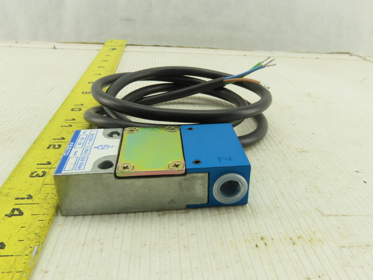 Festo PE-1/8 220V 5A PE Converter Pressure Transducer