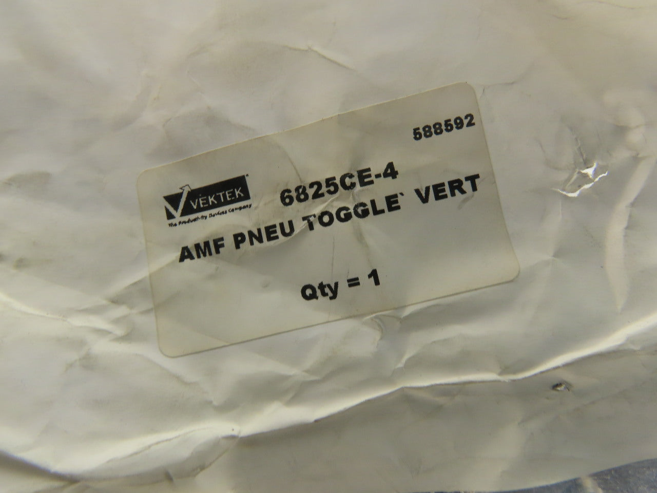 Vektek AMF 6825CE-4 Heavy Duty Vertical Pneumatic Toggle Clamp