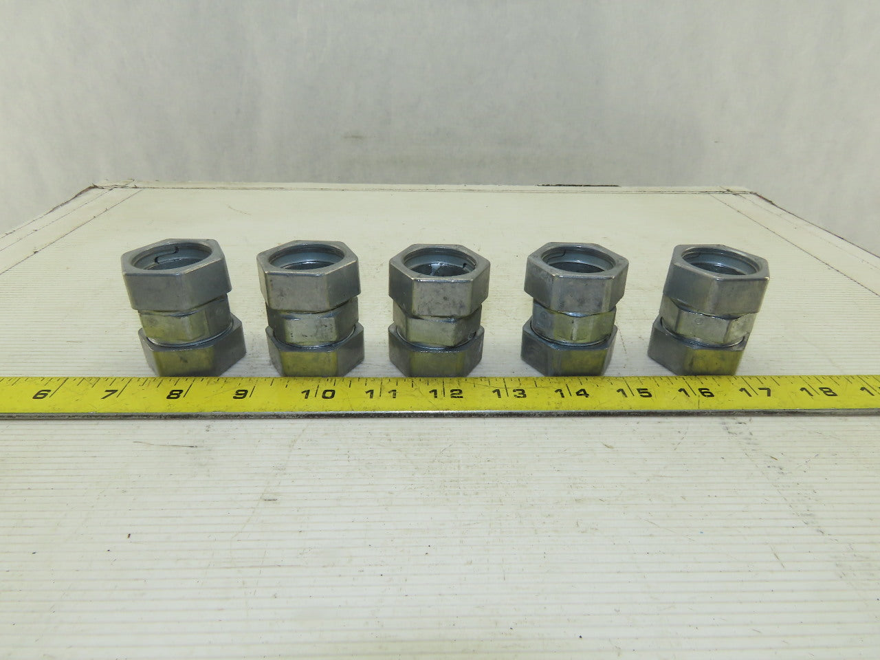 1" Rigid EMT Conduit Compression Coupling Lot OF 5