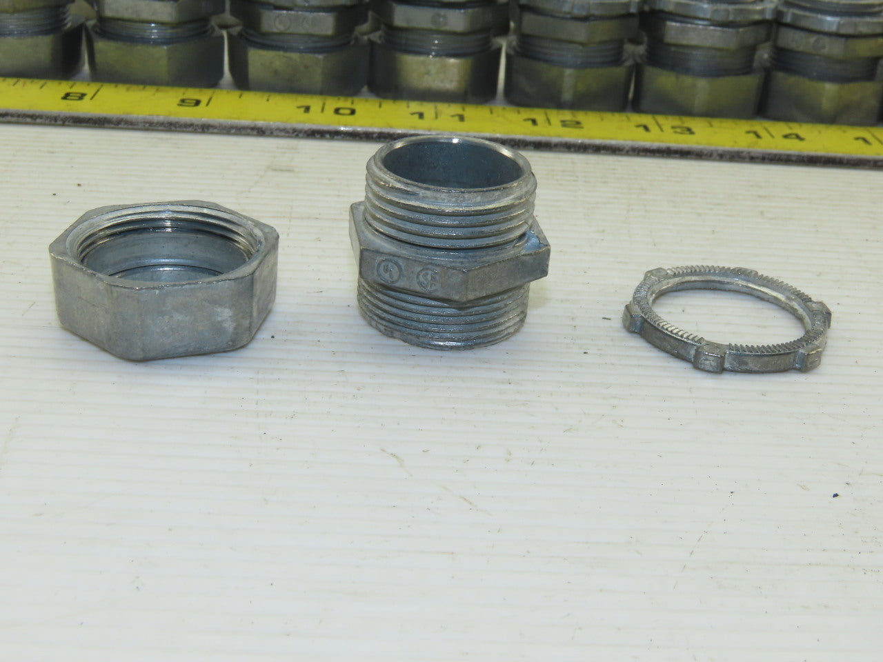 Thomas & Betts TC-212 3/4" Rigid EMT Conduit 3/4" Box Connector Lot Of 20