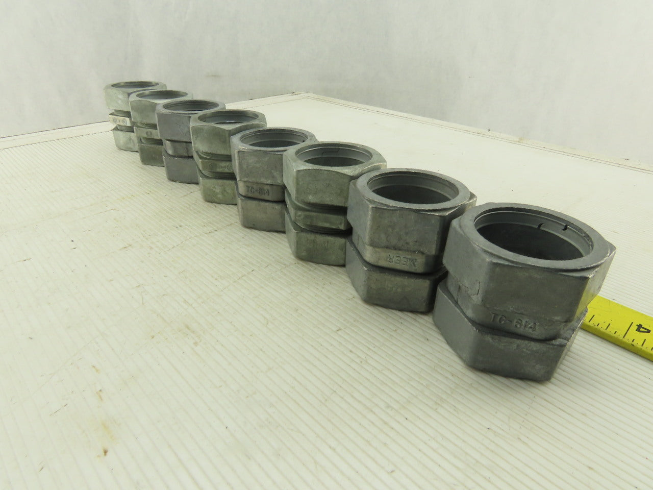 1-1/4" Rigid EMT Conduit Compression Coupling Lot Of 8