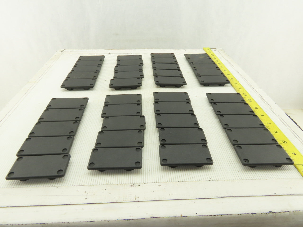 Item 0.0.196.89 80 x 40mm Black 4 Bolt 80/20 Style Conduit Cap Lot Of 40
