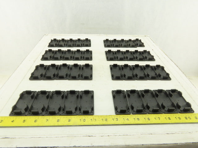 Item 0.0.196.89 80 x 40mm Black 4 Bolt 80/20 Style Conduit Cap Lot Of 40