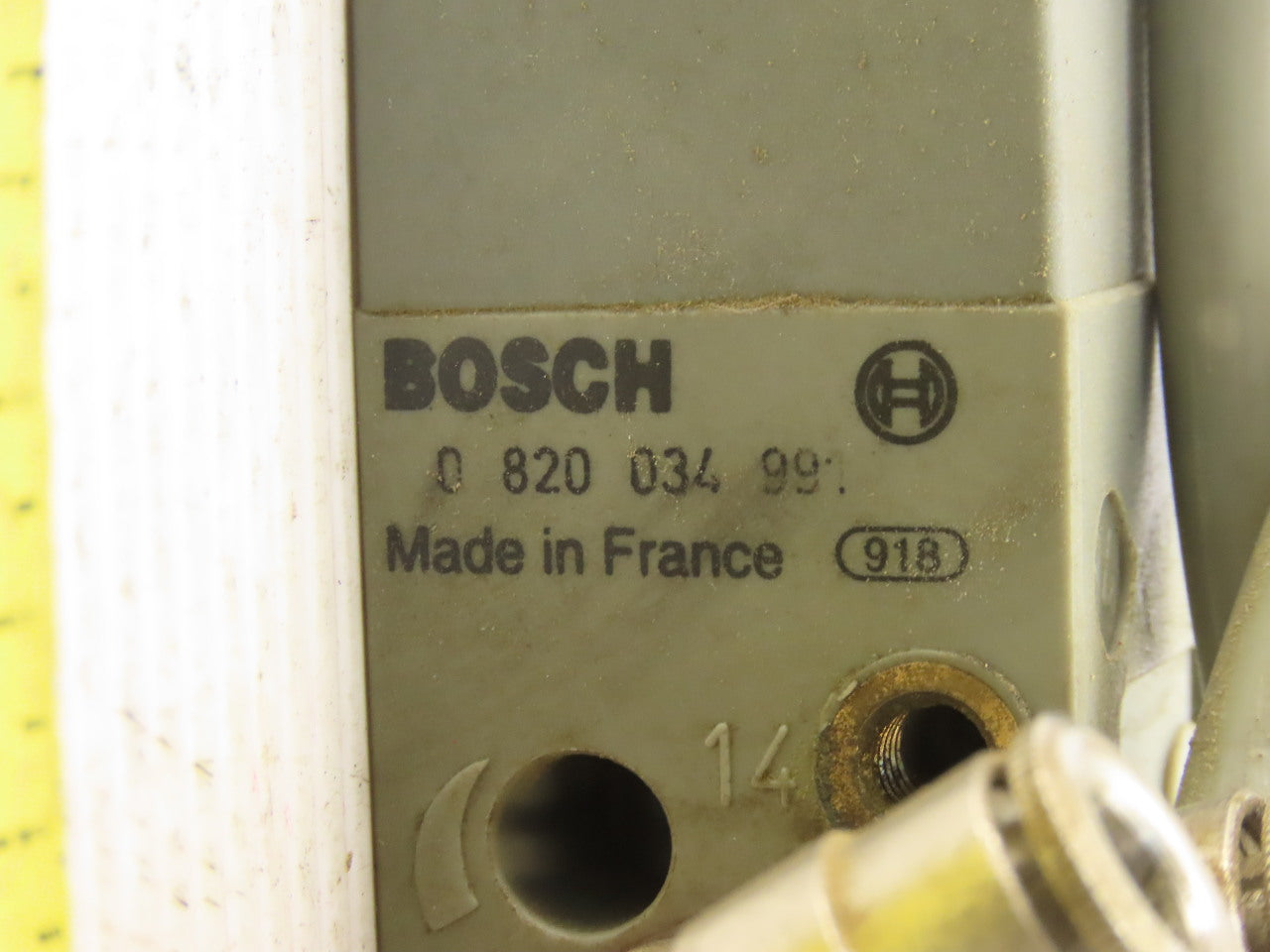 Bosch 0820034991 5/3 Position Double Solenoid Pneumatic Valve 48V Coil