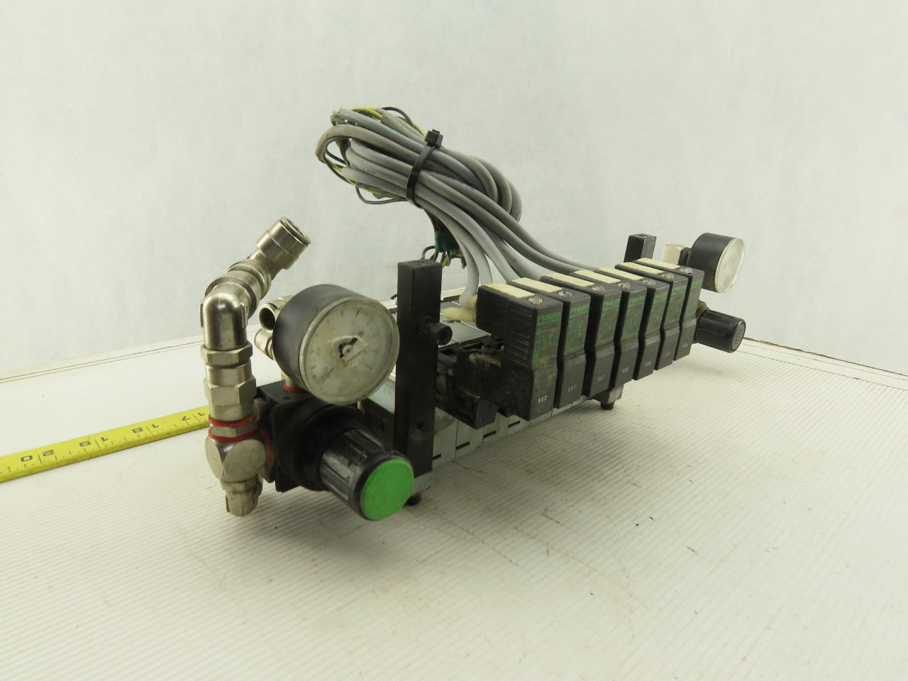 Bosch 0820038955 4/2 Position Single Solenoid Air Valve Bank Assembly 24VDC Coil