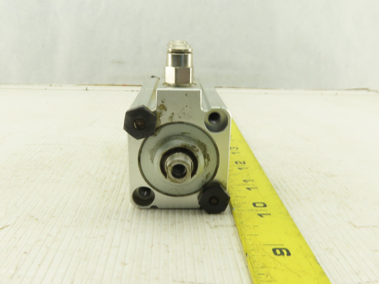 Bosch 0 822 010 541 32mm Bore 10mm Double Ended Independent Stroke Air Cylinder
