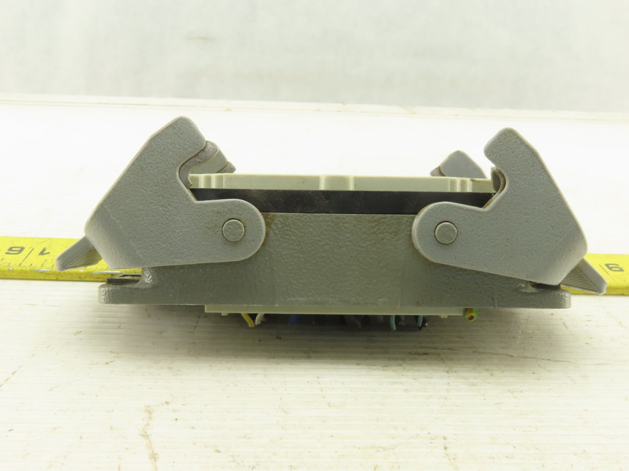 Harting HAN-E16M 16 Pin Male Pin Connector Housing Lever Lock 16A 500V