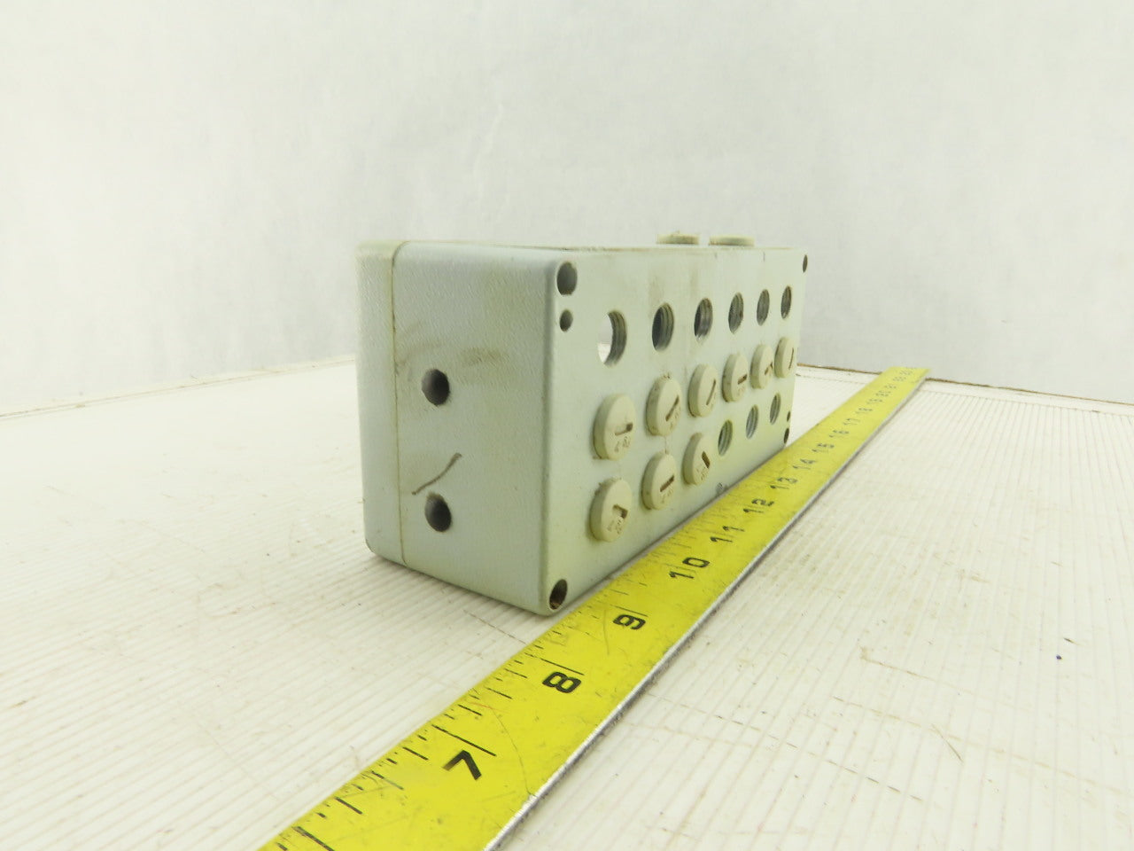 6-3/4" x 3 x 2-1/4" Steel Power Distribution Junction Box Modular Connector