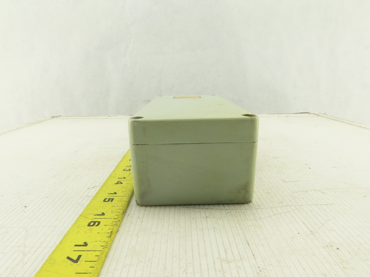 6-3/4" x 3 x 2-1/4" Steel Power Distribution Junction Box Modular Connector