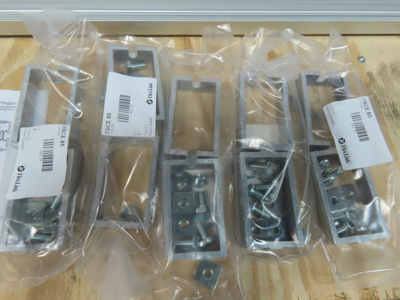 FlexLink XBCD 3A300 Aluminum Modular Table Top Conveyor Beam Kit 3000mm Long