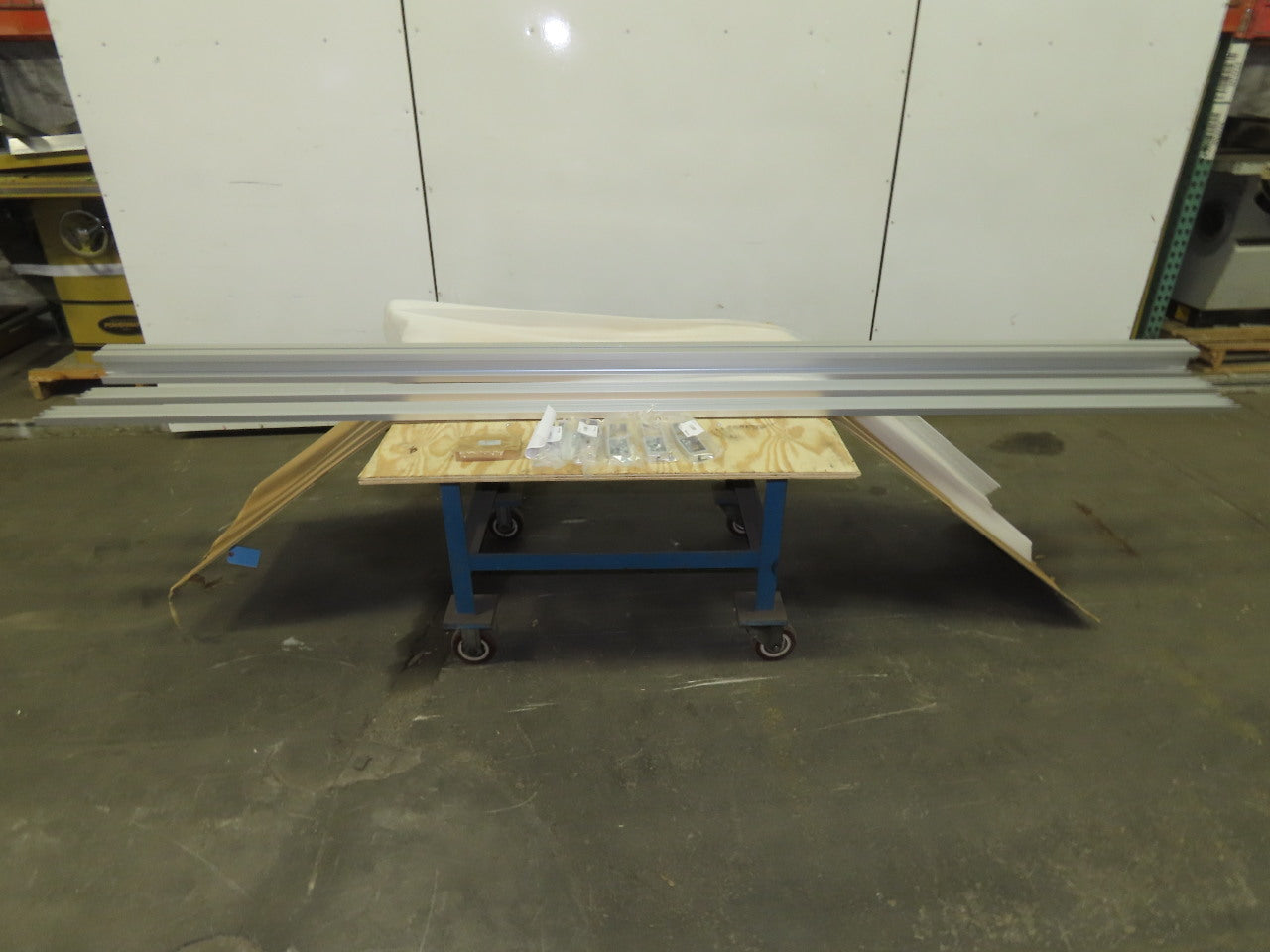 FlexLink XBCD 3A300 Aluminum Modular Table Top Conveyor Beam Kit 3000mm Long