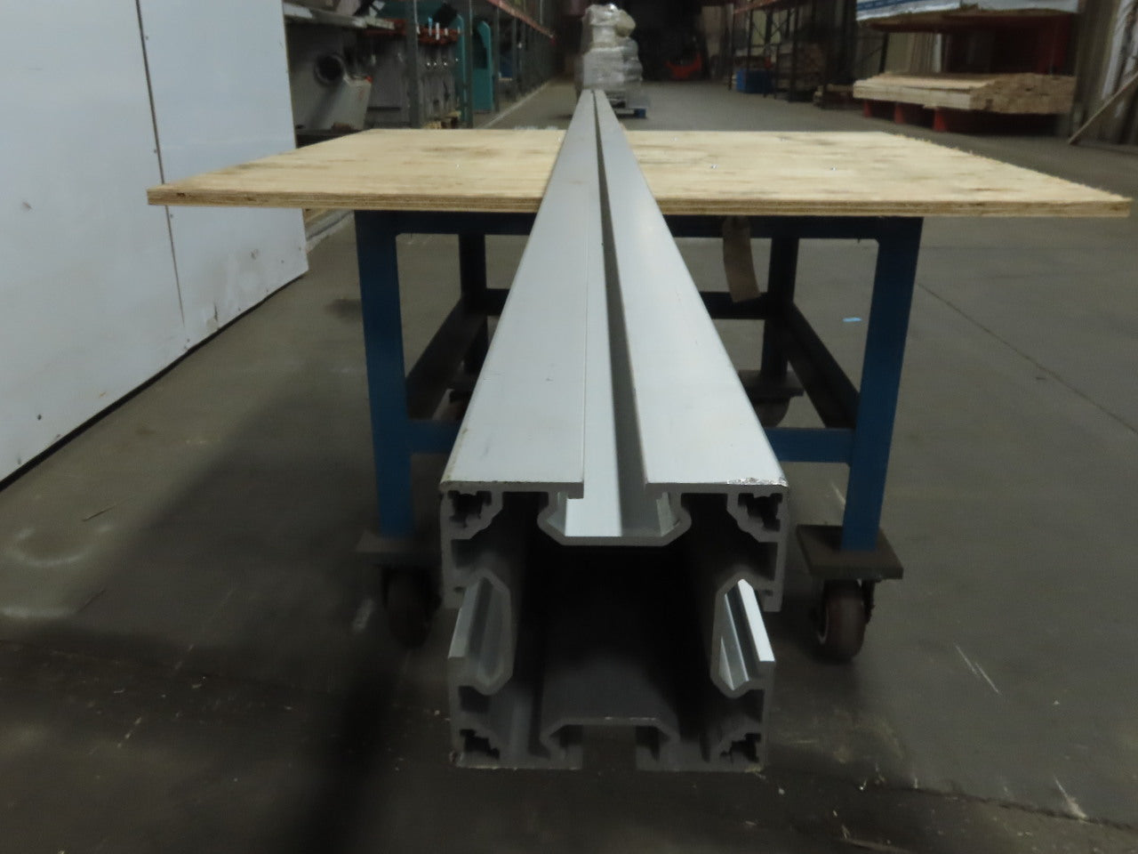 63x63mm Aluminum Modular Table Top Conveyor Center Beam 3000mm Long