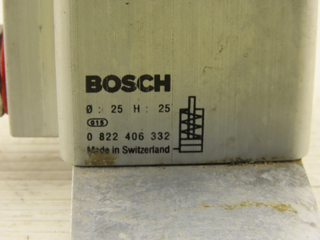 Bosch 0822406332 25mm Bore 25mm Single Acting Stroke Air Cylinder
