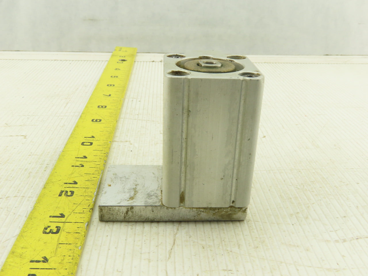 Bosch 0822406332 25mm Bore 25mm Single Acting Stroke Air Cylinder