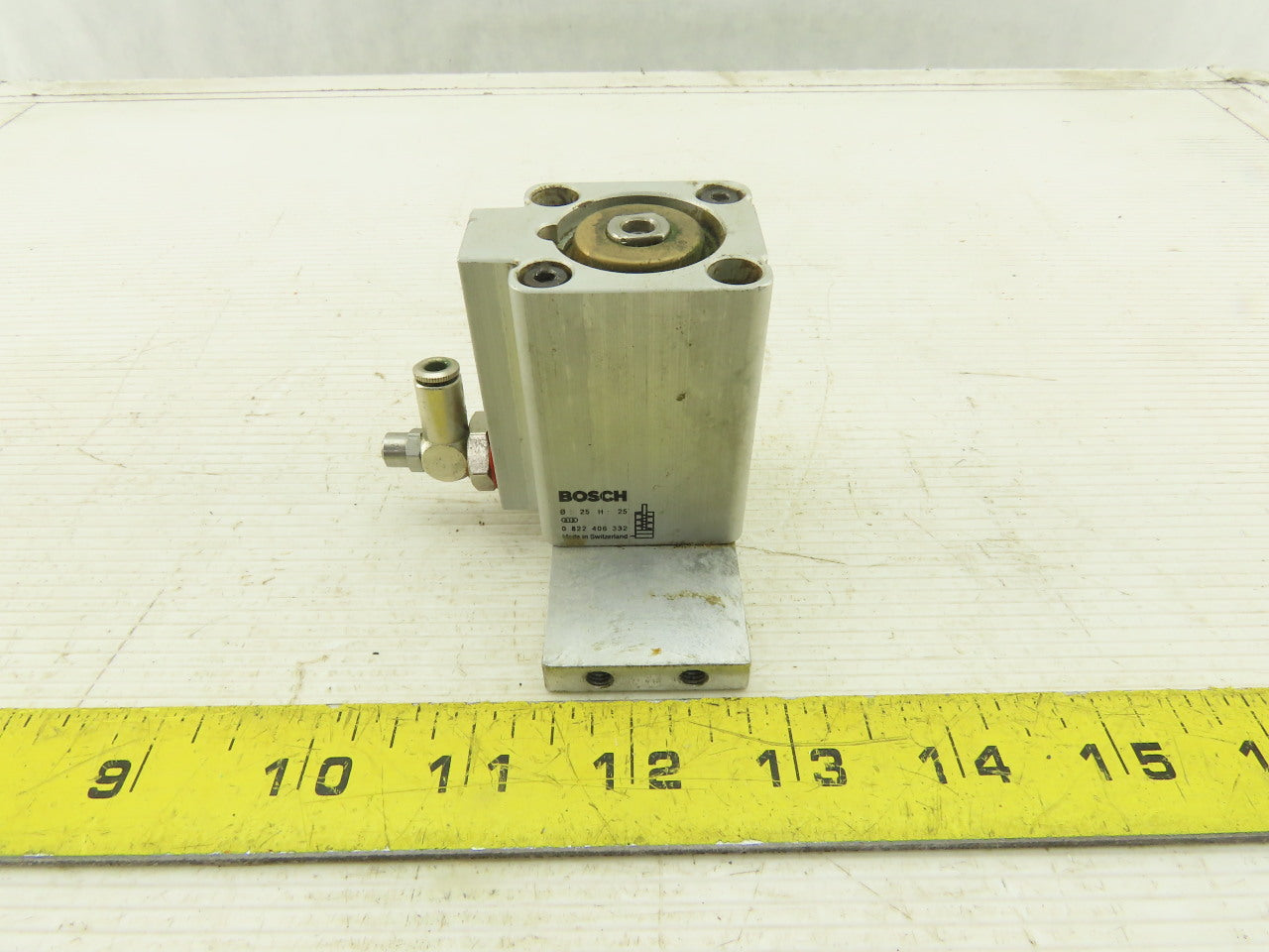 Bosch 0822406332 25mm Bore 25mm Single Acting Stroke Air Cylinder