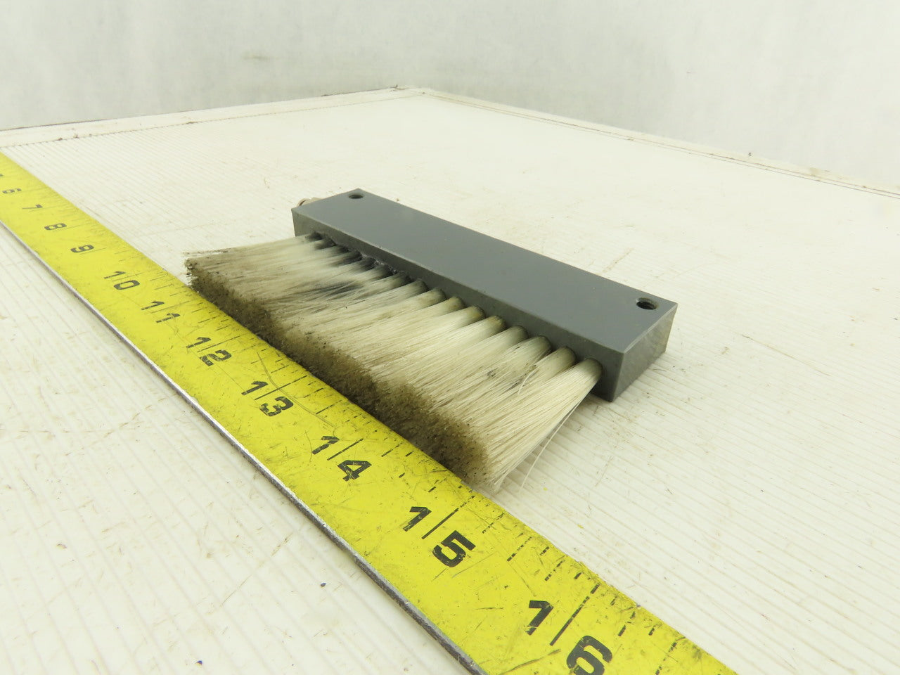 4" Wide 1-3/4" Bristle Length Lubrication Applicator Oil Brush