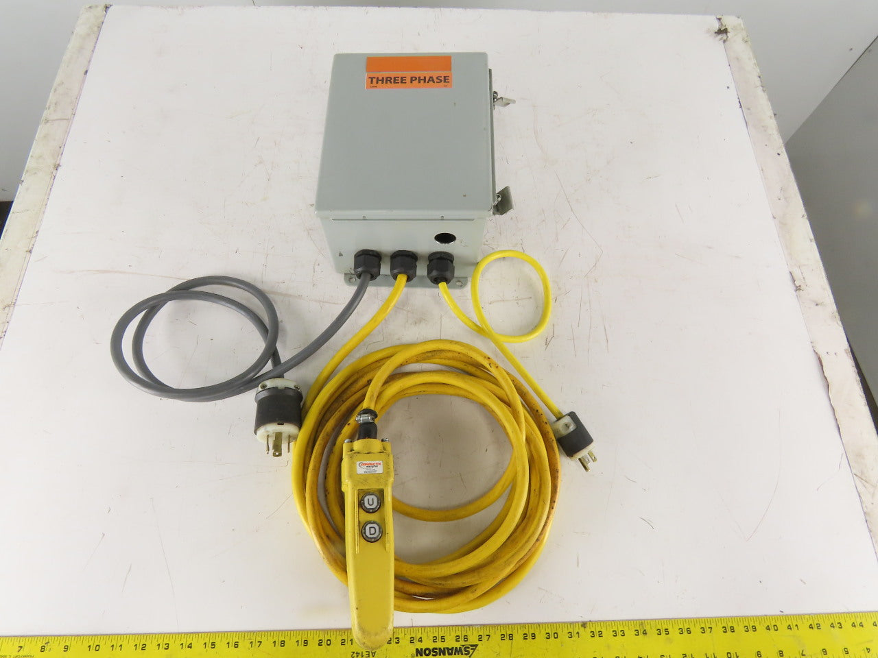 Allen Bradley 600V 30A 3Ph 7.5Hp Pendant Hoist Control Assembly 110V Control
