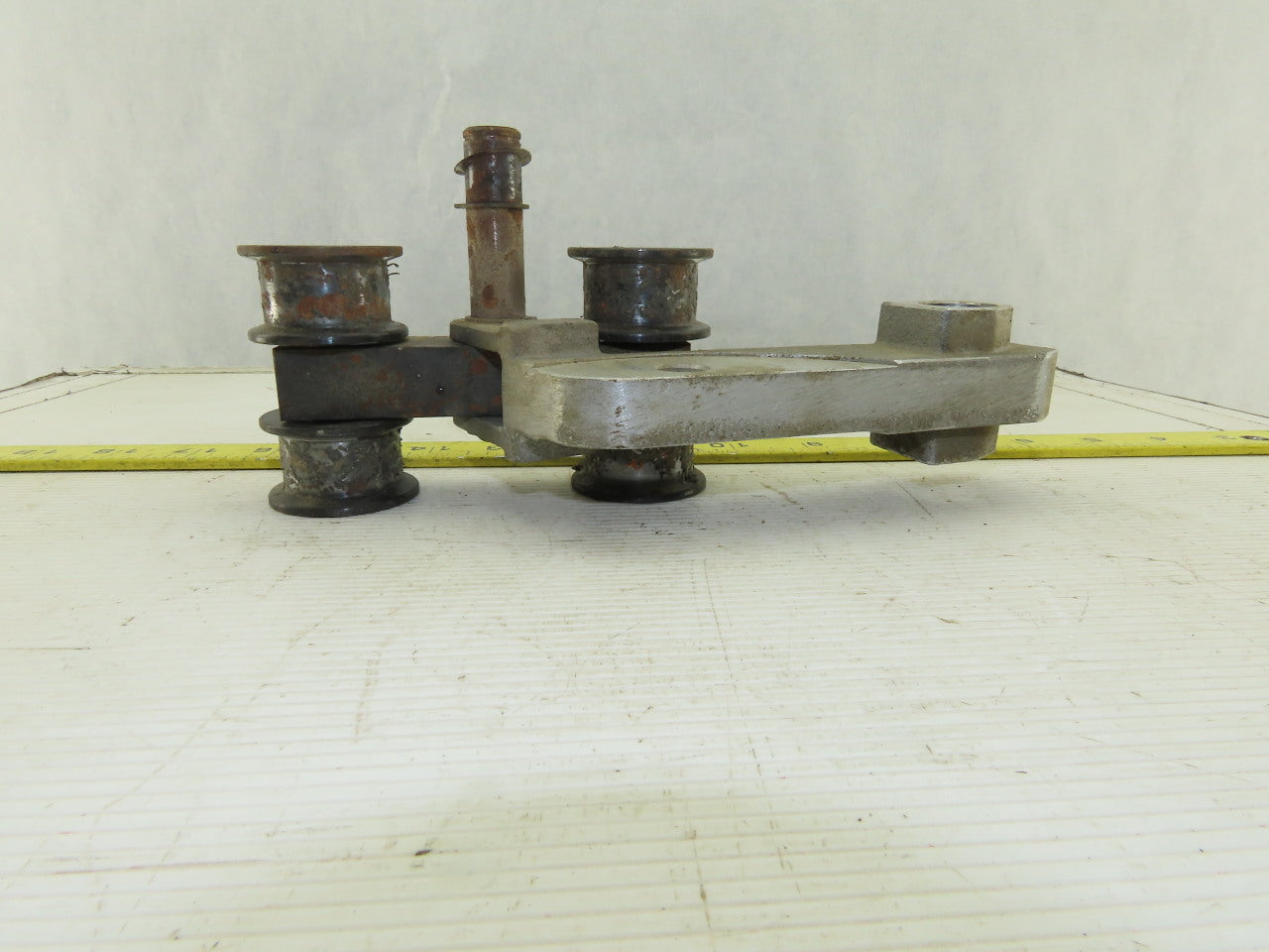 Homag Optimat KL73/A3 Material Feed Roller Assembly Arm Bracket