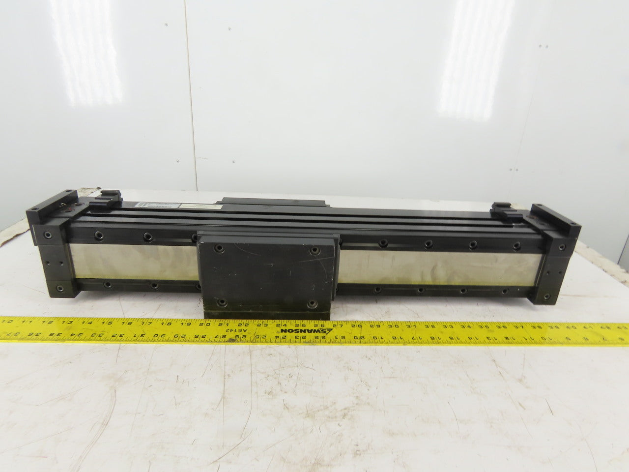 Tolomatic BC3MMD20 SK16.125 FM 16" Travel Rodless Band Cylinder Actuator