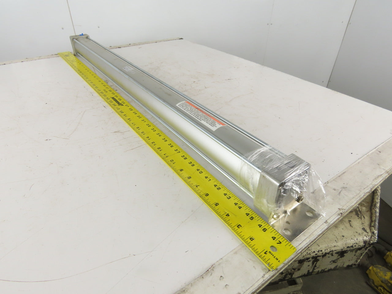 SMC MDBL63-995-X142US 63mm Bore 995 Stroke Double Acting Air Cylinder