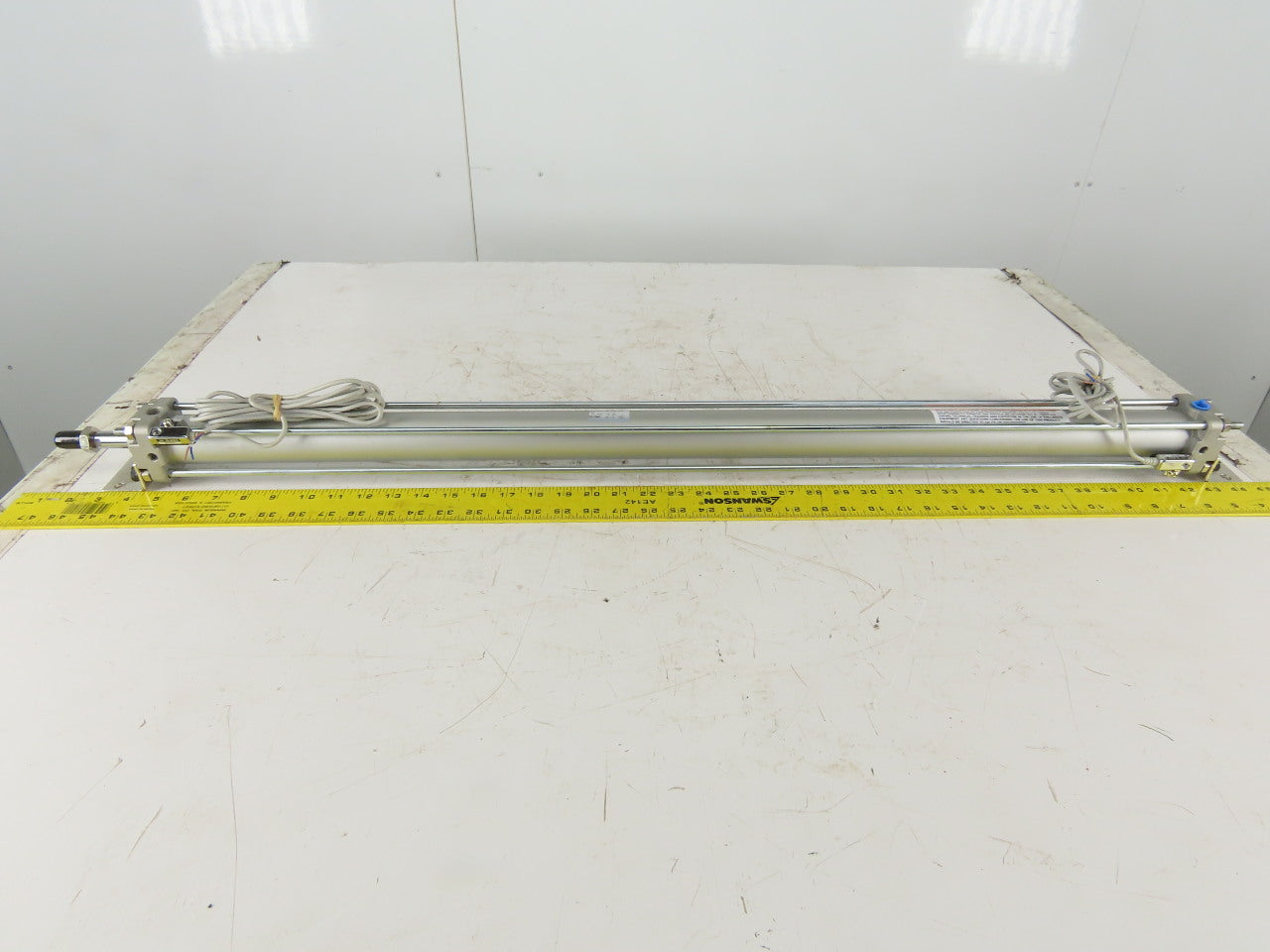SMC CDA2L40TN-900-A53L-X14 40mm Bore 900mm Bore Double Acting Air Cylinder