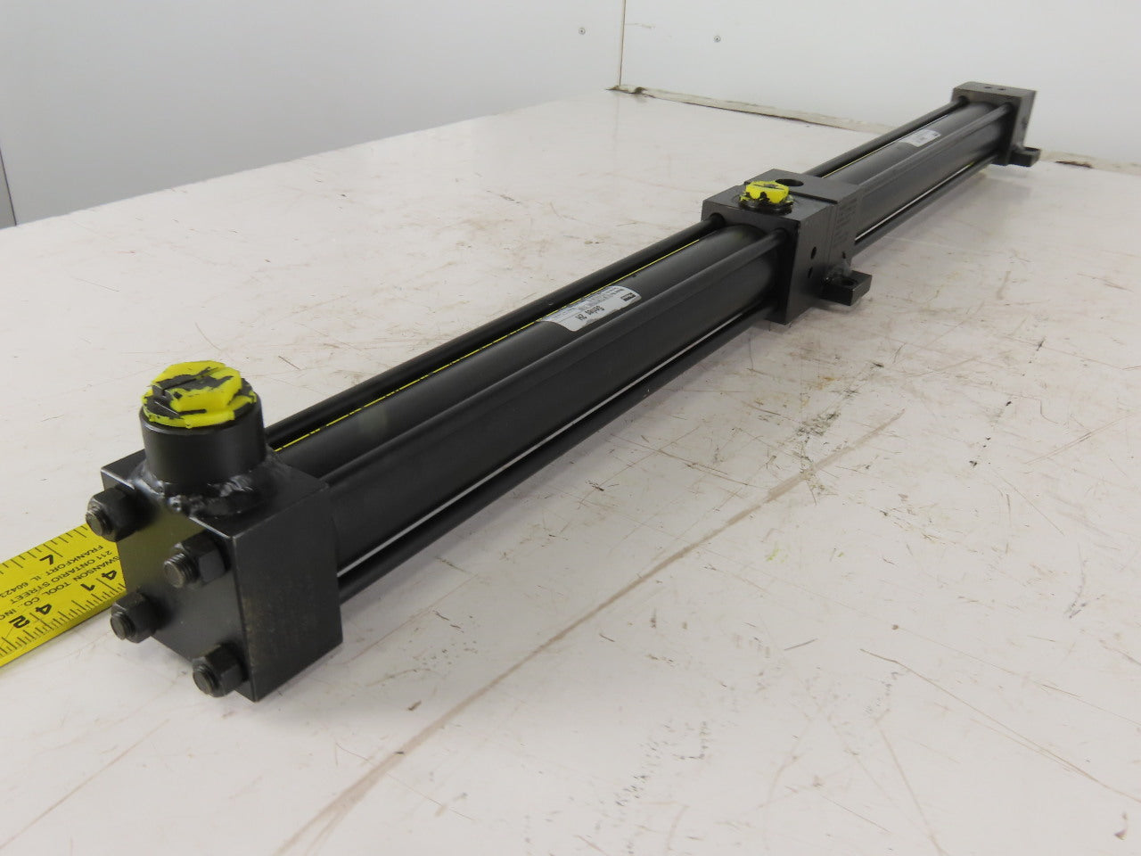 Parker Series 2H CKC2HLT 1-1/2 Bore 14" 16-5/8" Double Stroke Hydraulic Cylinder