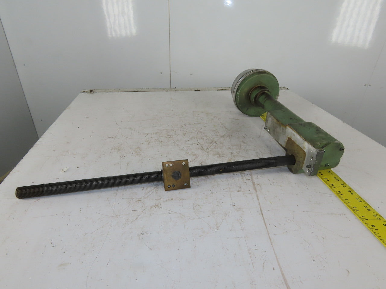 Elox 12-3816 DR X Axis Incremental Ball Screw Hand Wheel Assembly 18" Travel