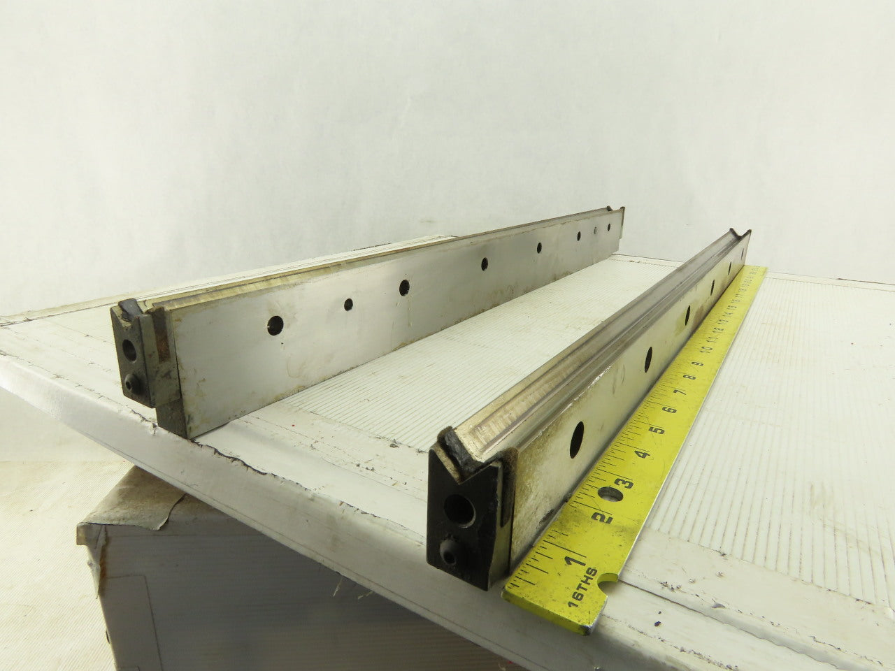 Elox 12-3816 DR Z Axis Ram V- Notch Slide Way EDM Machine Left Right Lot Of 2