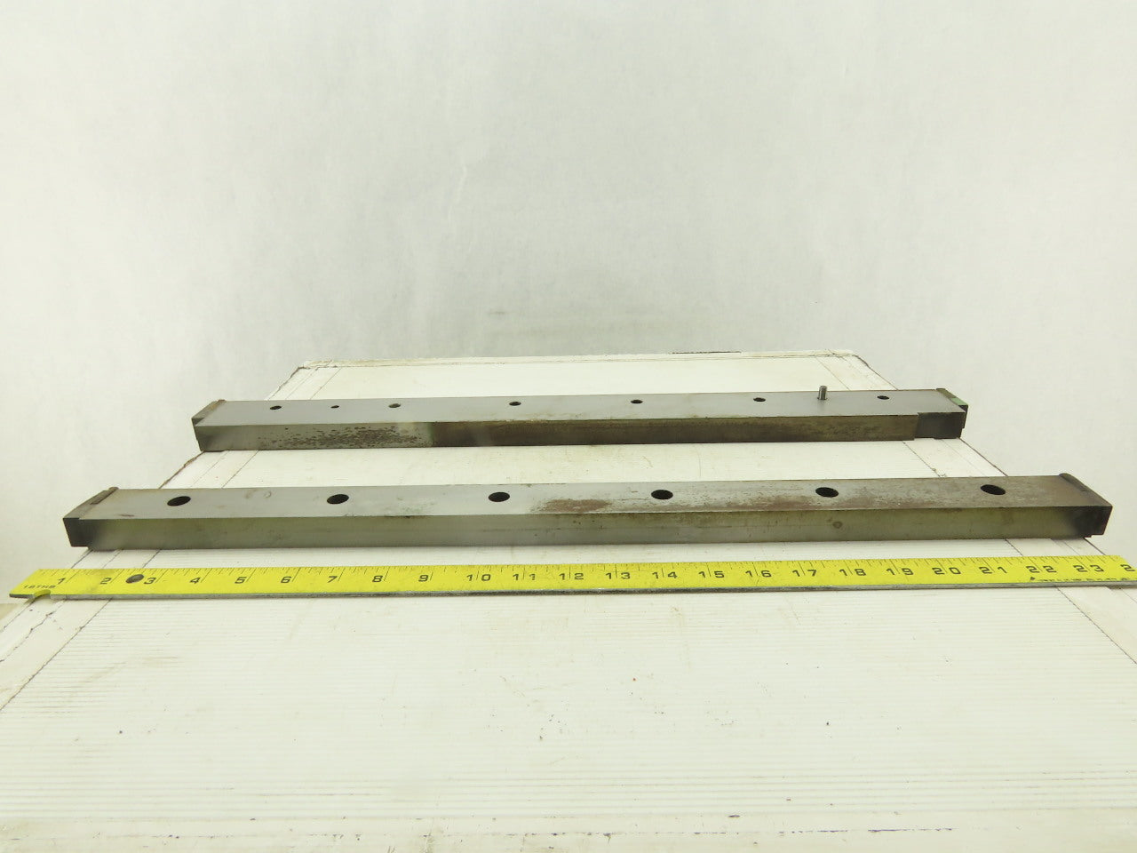 Elox 12-3816 DR Z Axis Ram V- Notch Slide Way EDM Machine Left Right Lot Of 2