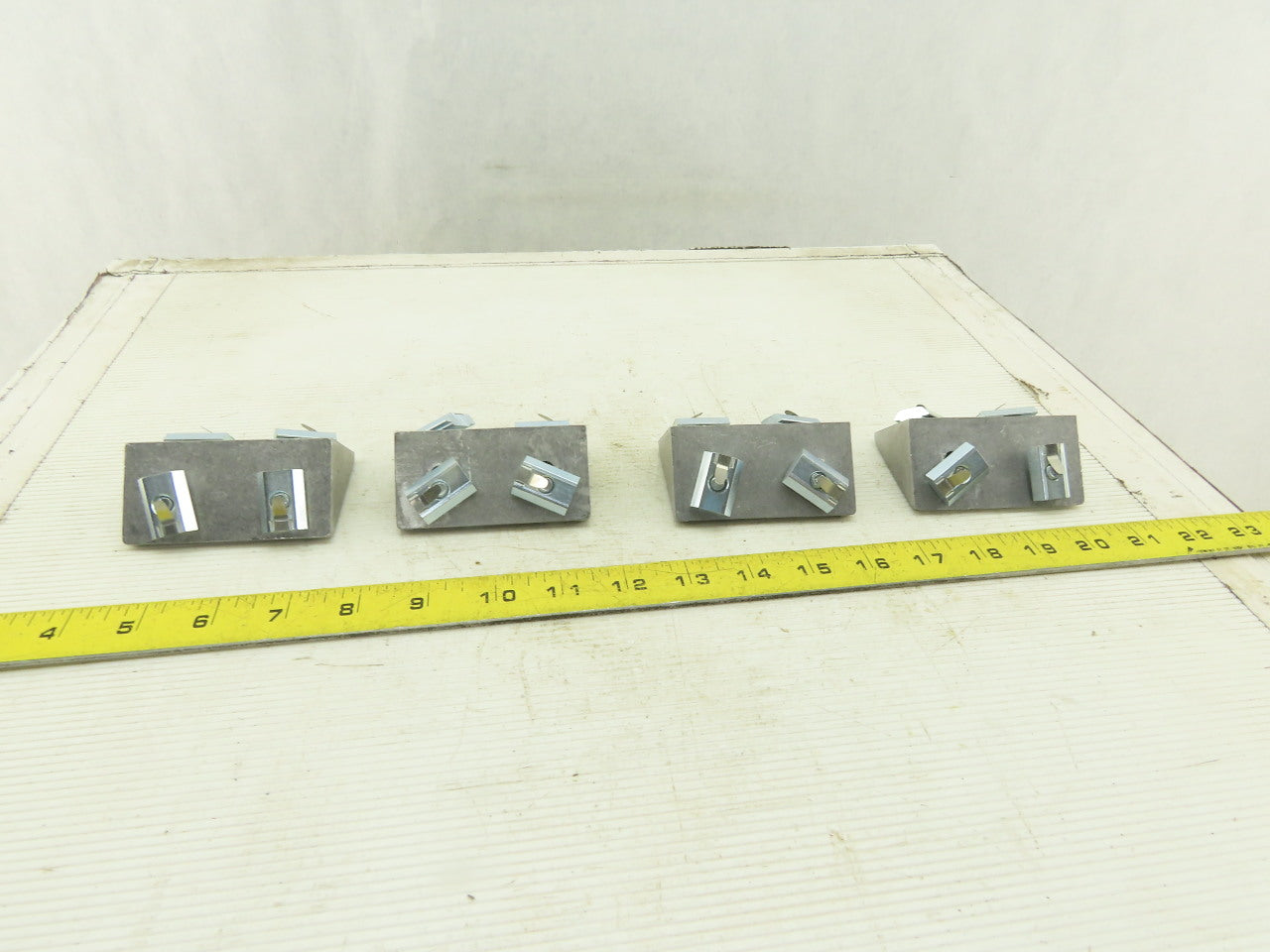 FlexLink XMFA 84B Modular Conveyor Beam Angle Bracket Lot Of 4