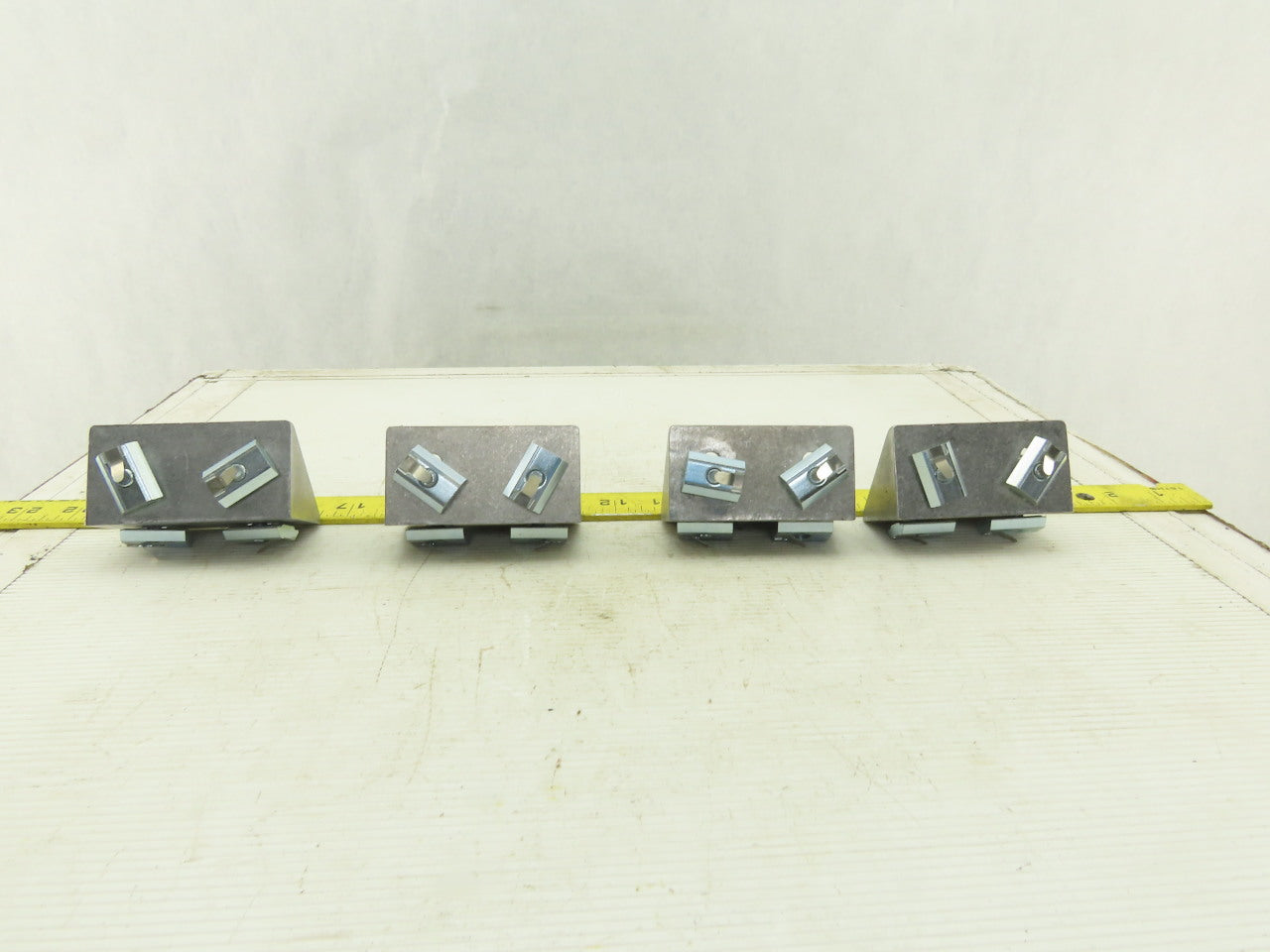 FlexLink XMFA 84B Modular Conveyor Beam Angle Bracket Lot Of 4