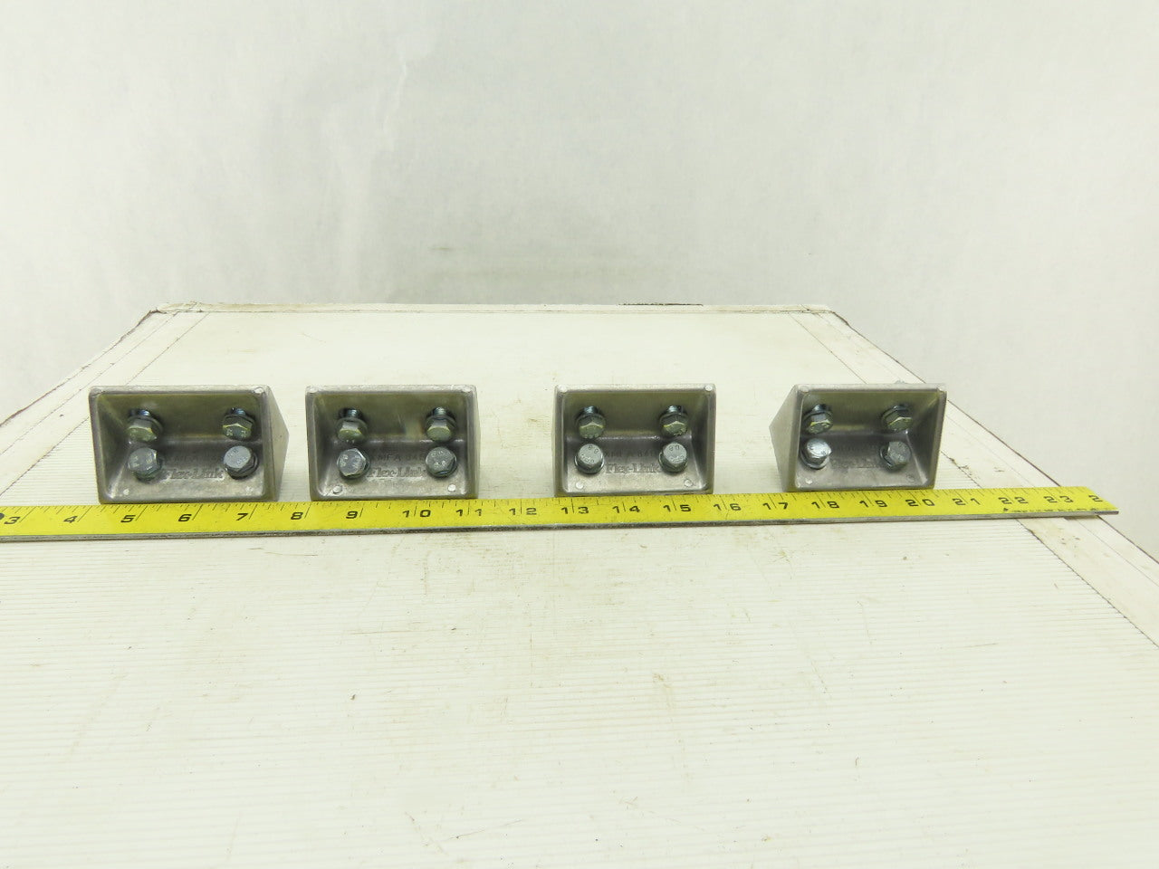 FlexLink XMFA 84B Modular Conveyor Beam Angle Bracket Lot Of 4