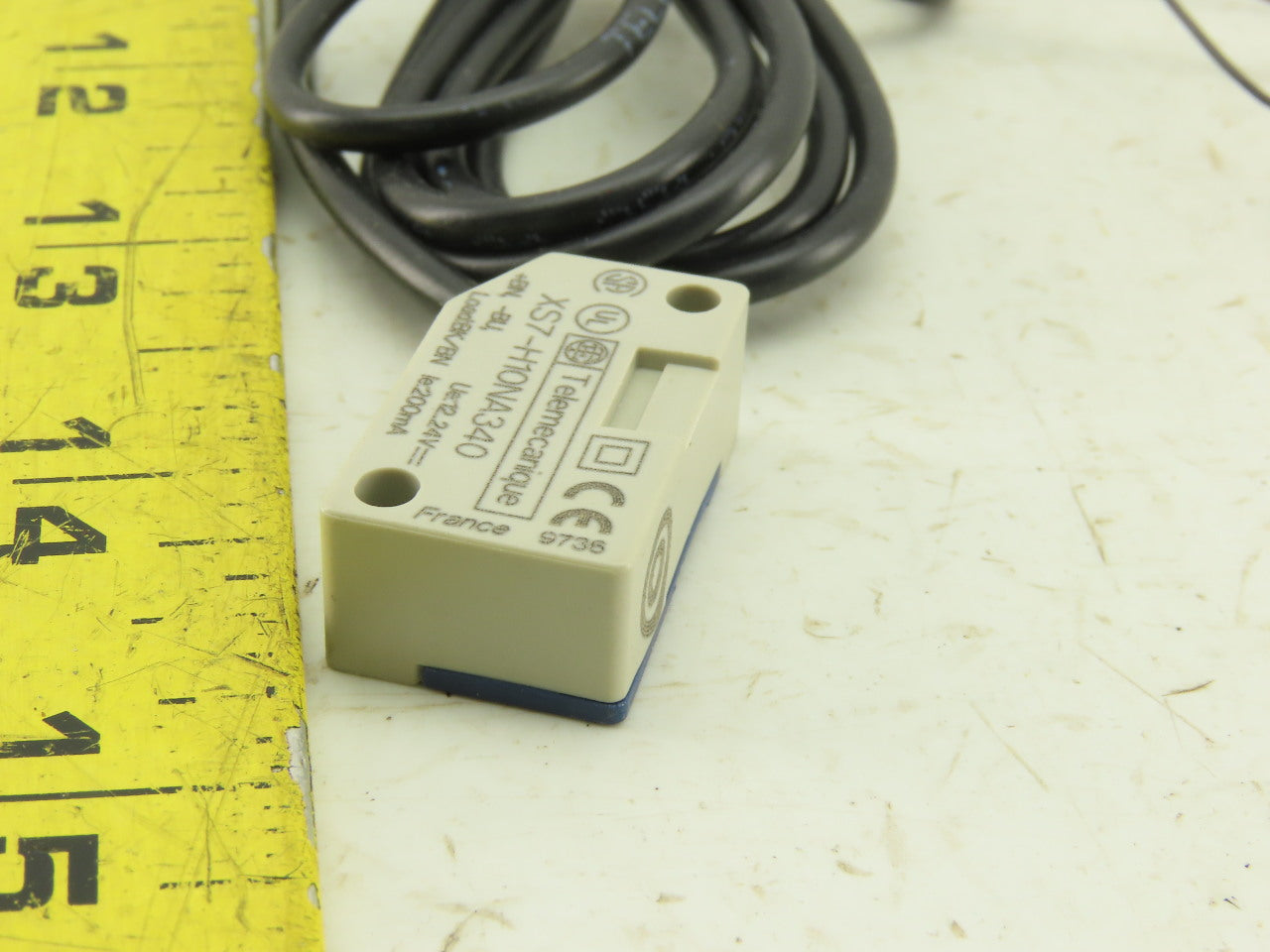 Telemecanique XS7H10NA340 Inductive Proximity Sensor