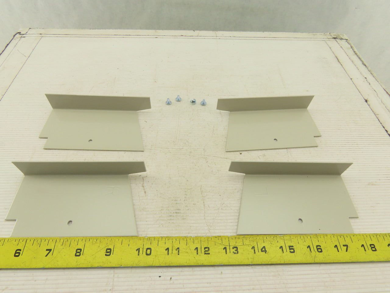 WittRock 1016 Sand Colored Locking End Plate Bed Bumper Kit Lot OF 2