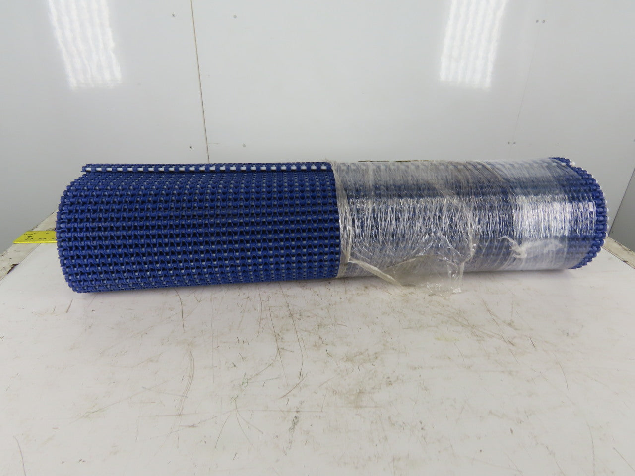 Habisit M1220-CL-POM 32-3/4" Wide Flat Mat Top Table Top Conveyor Chain 9.5'