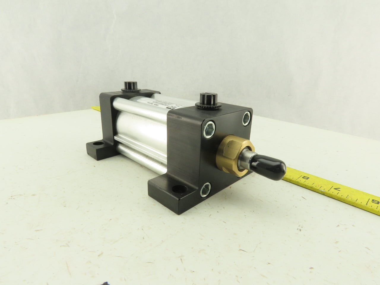 Parker C4MA2U14A 2" Bore 2" Stroke Double Acting Air Cylinder
