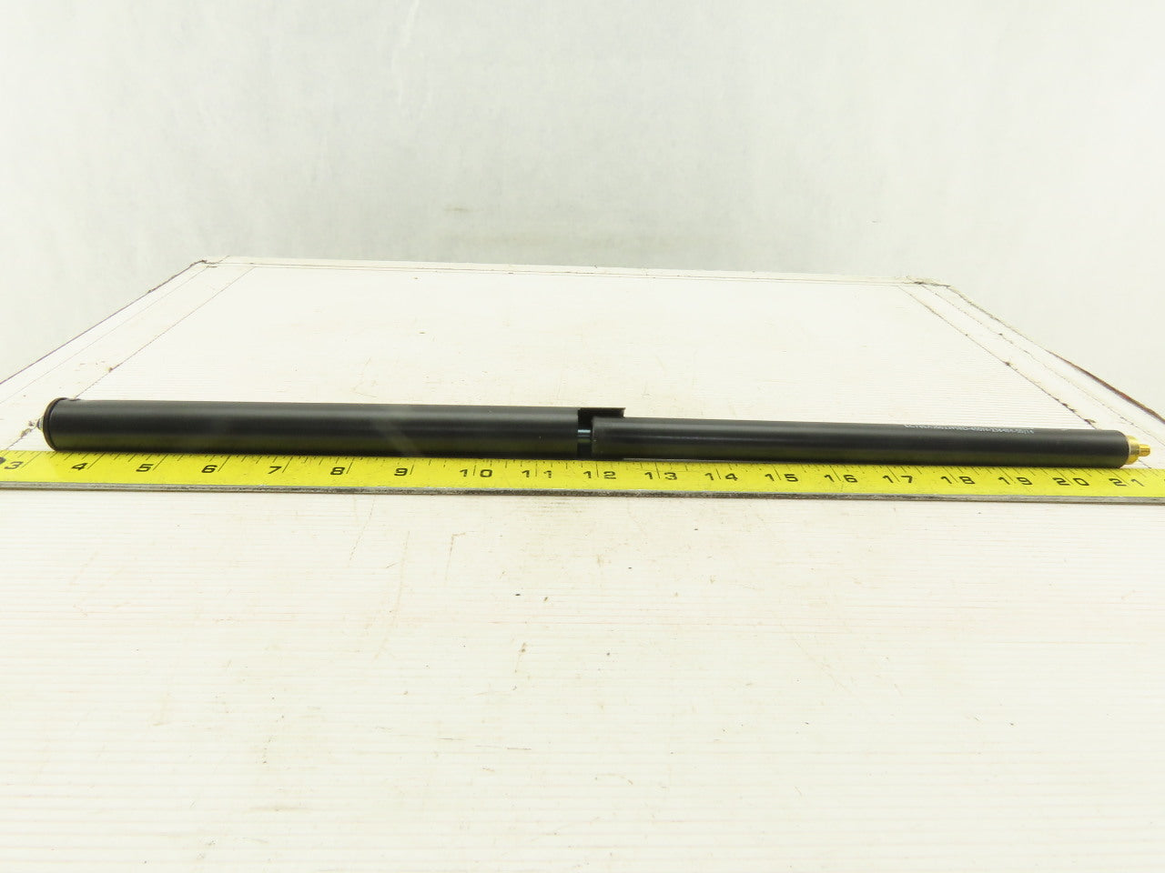 Camloc ECY8SA200239S8D Locking Gas Spring 650N 18" Long