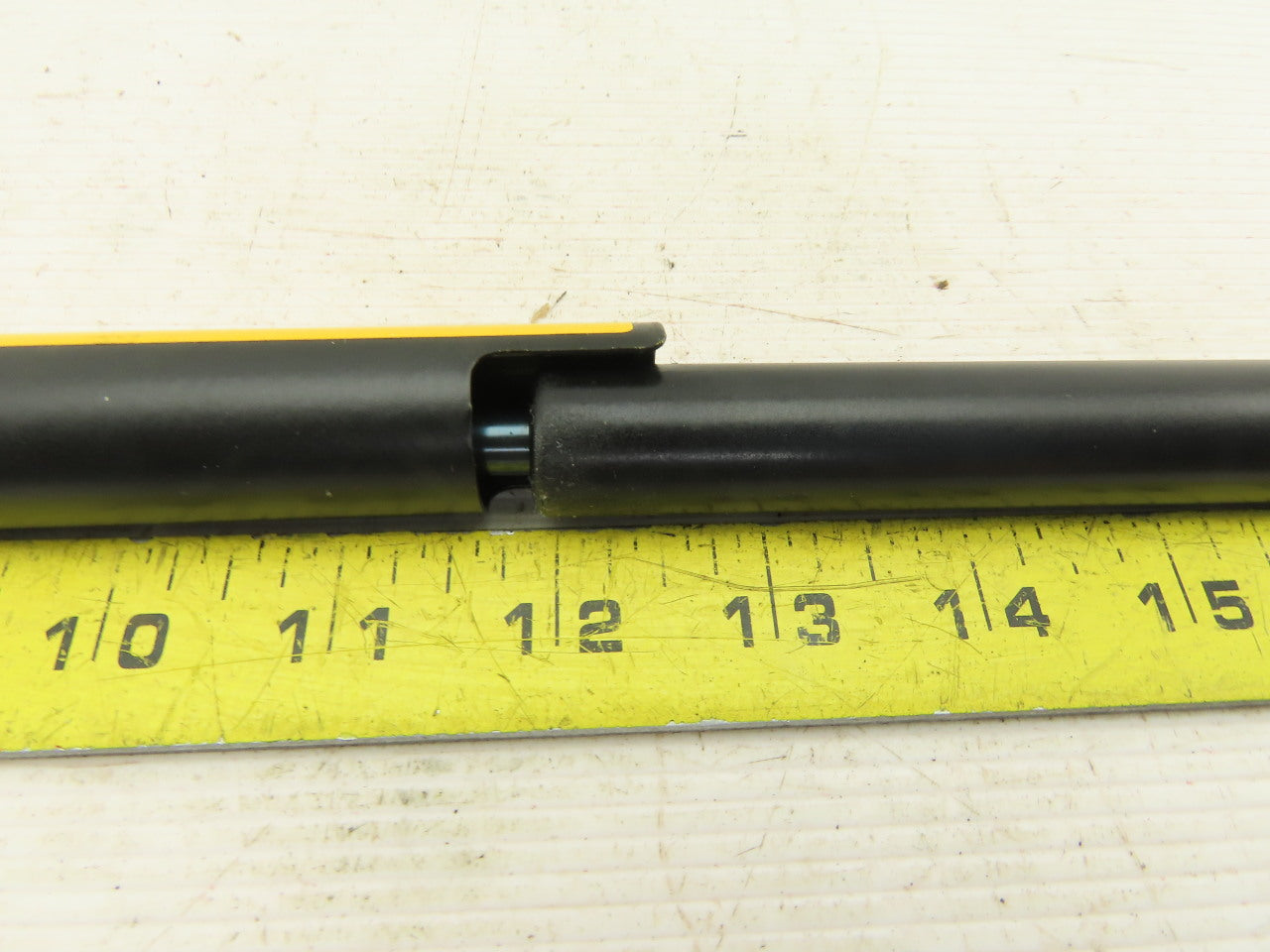 Camloc ECY8SA200239S8D Locking Gas Spring 650N 18" Long